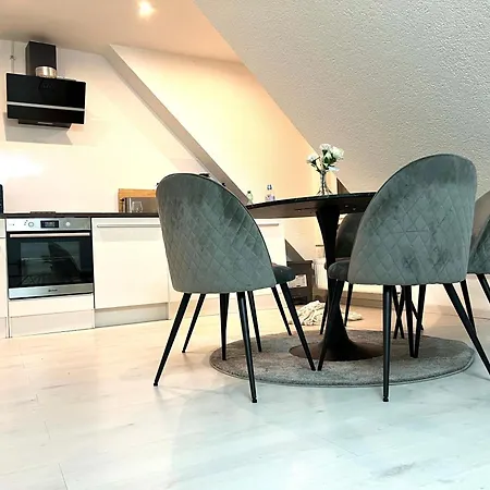 Luxus Maisonette Am See, Wehome Premium Apartment