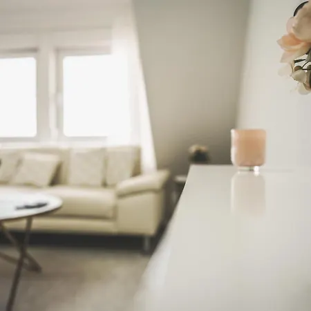 Luxus Maisonette Am See, Wehome Premium Apartment *